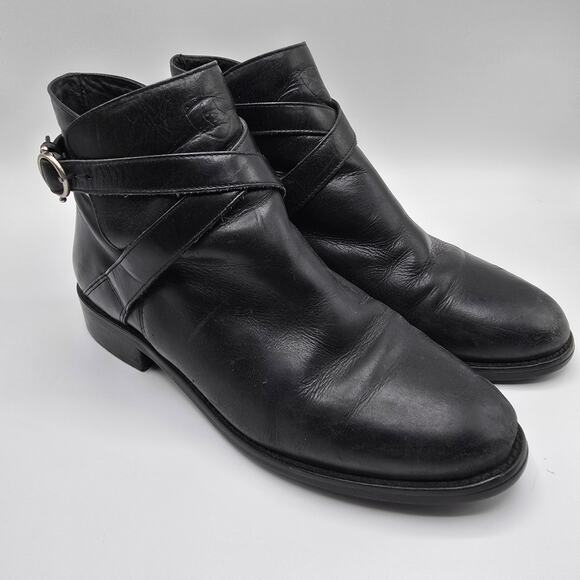 Ariat Windsor womans black leather strappy buckle ankle boots booties size 8